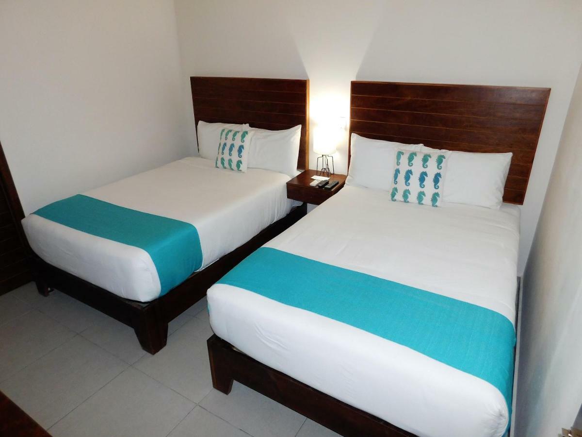 Aquastar Hotel & Apartments Mahahual Exterior foto